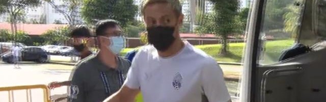 开云体育官网-大佬齐聚新加坡:本田圭佑画战术 因凡蒂诺看舞狮